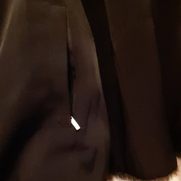 Elegant zip up Faux Mink Fur Jacket, satin lined reversible, Excellent condition - Picture 7 of 8